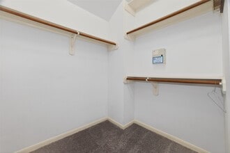 Building Photo - 12912 Kingsbridge Ln