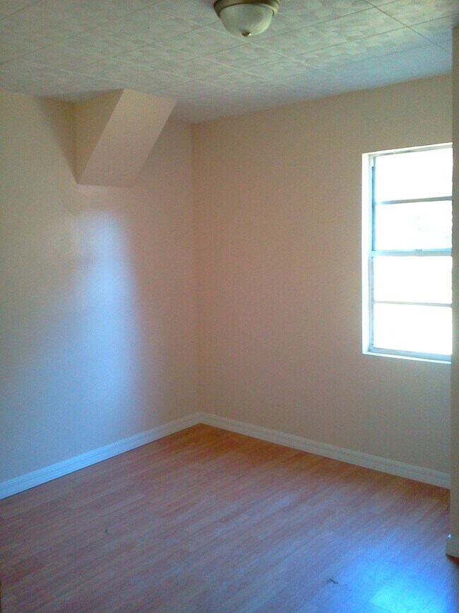 Foto del edificio - GORGEOUS 3BR/1BA Home! Convenient Location...