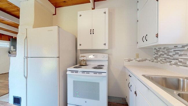 Building Photo - Affordable Country Cabin on the River - Ravensdale