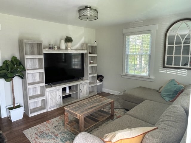 Primary Photo - 109 Glenmont Dr