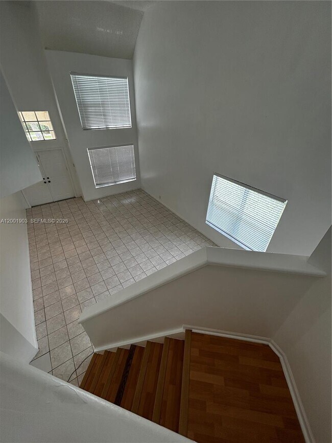 Foto del edificio - 20471 SW 1st St