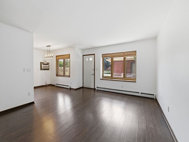 Building Photo - 2701 Stover St
