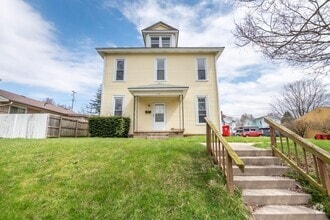 Building Photo - 138 N Madison Rd