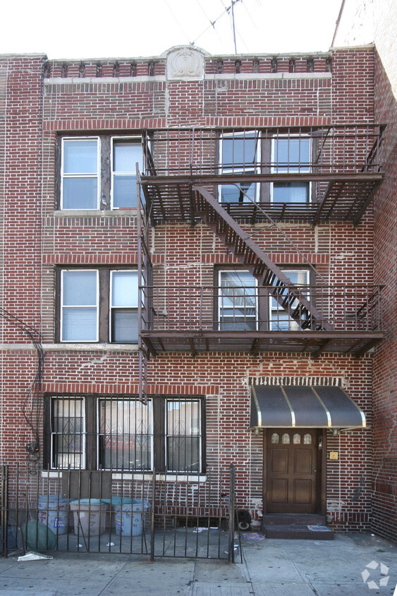 Primary Photo - 774 60th St