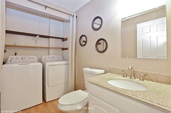 Foto del edificio - 2503 NE 4th St