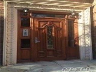 Foto del edificio - 18-19-19 Linden St