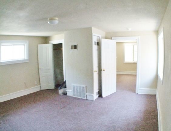 Building Photo - 1 br, 1 bath  - 435 Carrier St NE # 2