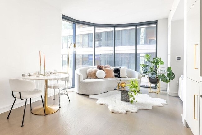 Foto del edificio - 55 Lagrange St