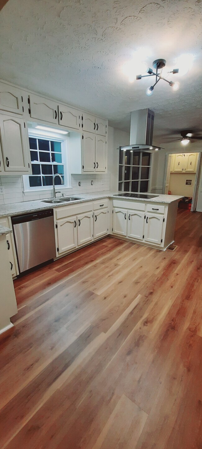 Foto del edificio - 4870 Woodhurst Way