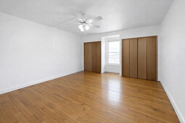 Foto del edificio - 1303-HEN