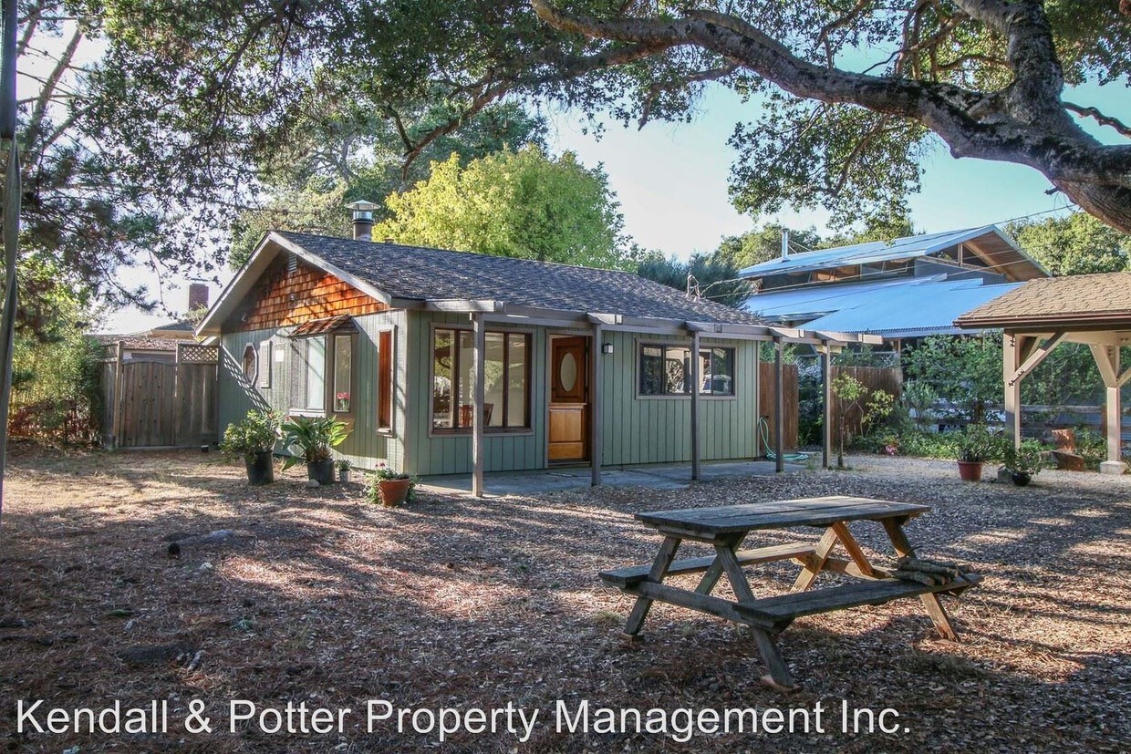 Foto principal - 2 br, 1 bath House - 1017 Live Oak Avenue