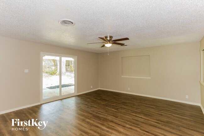 Foto del edificio - 3105 Santa Fe Trail