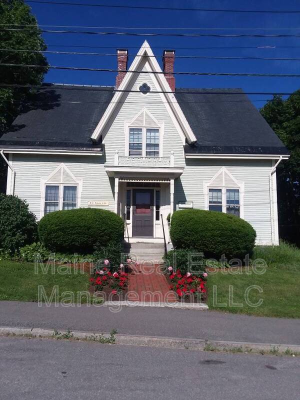 67 Pine St Unit Apt. 1, Bangor, ME 04401 Condo for Rent in Bangor, ME