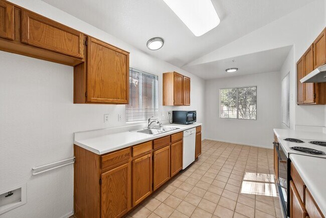 Foto del edificio - Tucson, AZ - House - $1,645.00 Available N...
