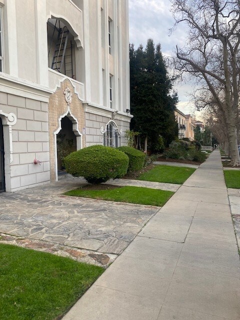 Foto del edificio - 152 S Sycamore Ave