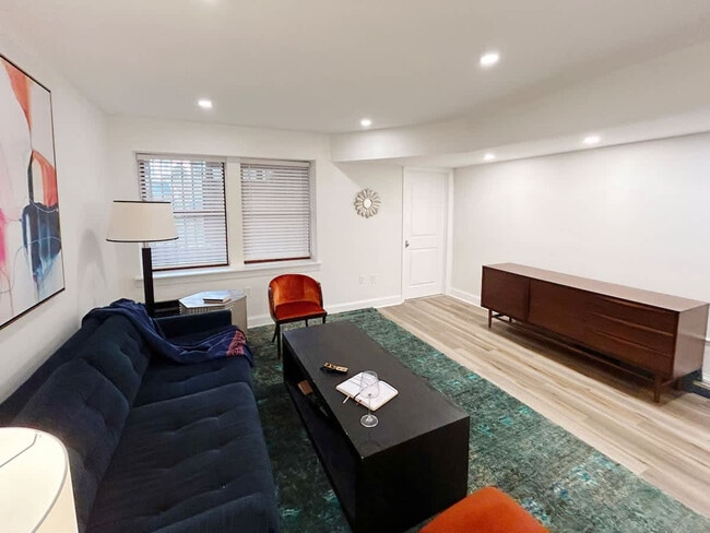 Foto del edificio - 1405 21st St NW