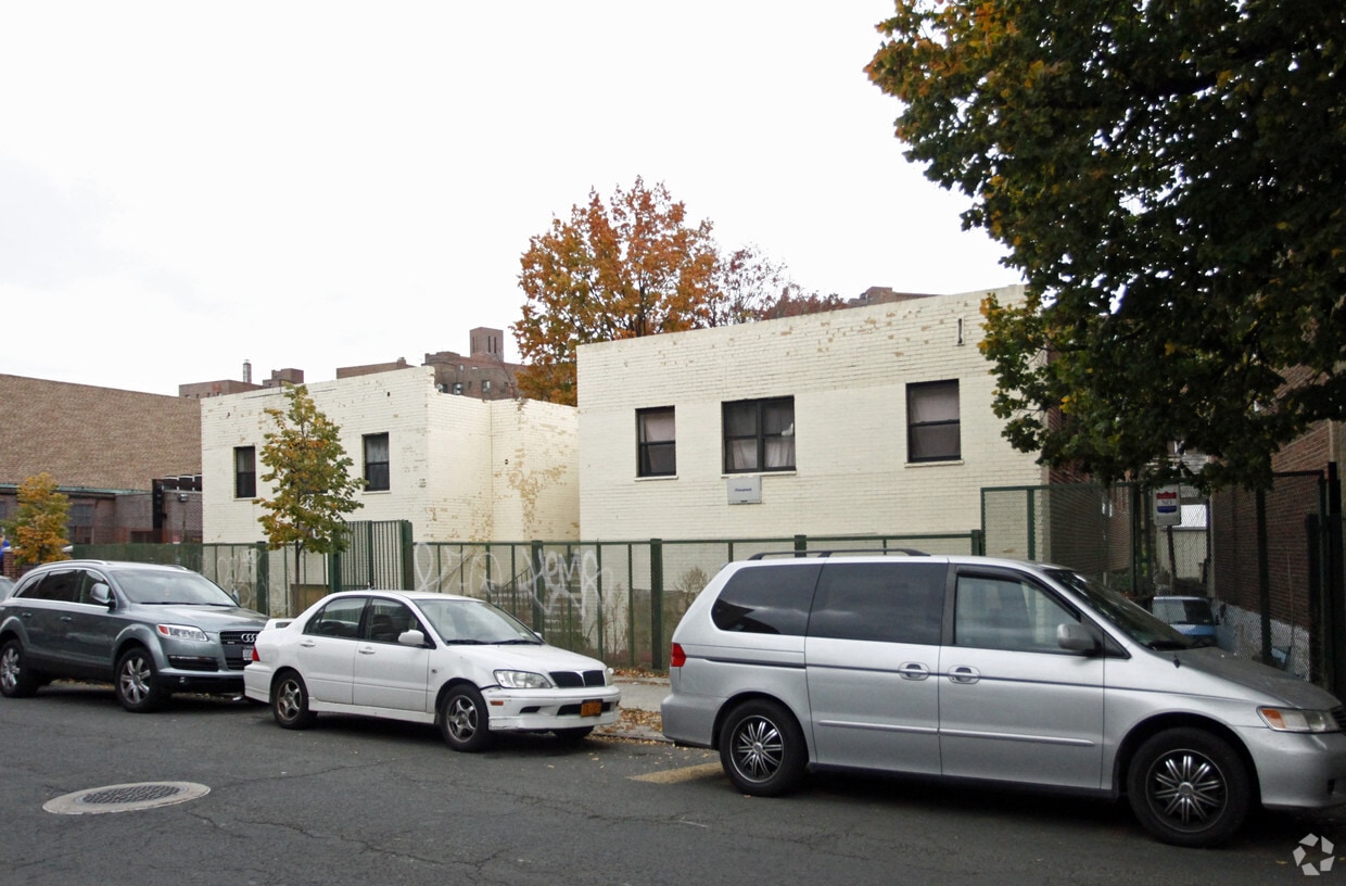 2035 Benedict Ave, Bronx, NY 10462 Apartments in Bronx, NY