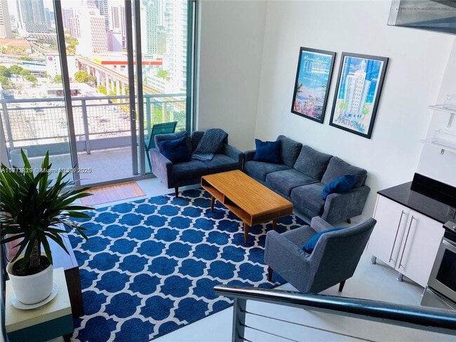 Foto del edificio - 690 SW 1st Ct
