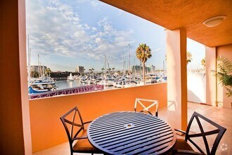 Outdoor Area - Dolphin Marina Apartments