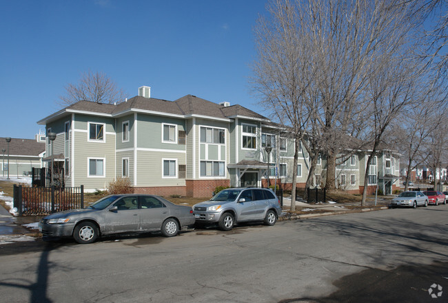 Foto del edificio - Cecil Newman Apartments