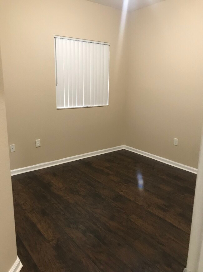 Foto del edificio - 3236 NW 31st Ter