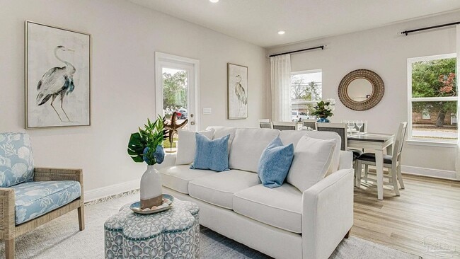 Building Photo - 1308 Leeway Dr