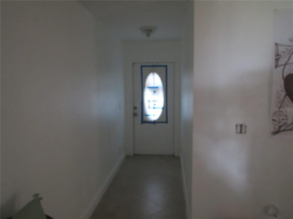 Building Photo - 444 Hippel St