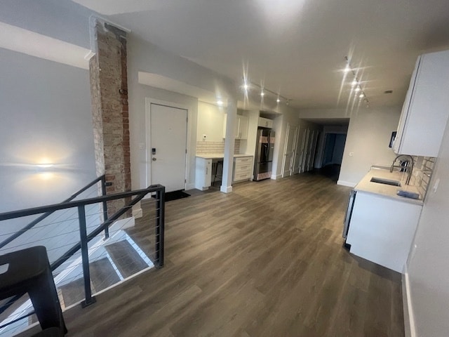 Unit #1 | Entry - 50 E McMicken Ave