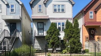 Building Photo - 6538 S Kenwood Ave