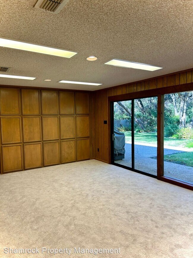 Foto del edificio - 4 br, 2.5 bath House - 4725 Scottwood Dr