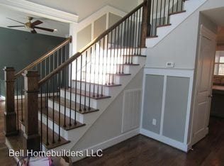 Building Photo - 7231 Neville Dr