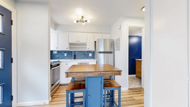 Foto del edificio - Adorable 2bd/1.5bth Townhome