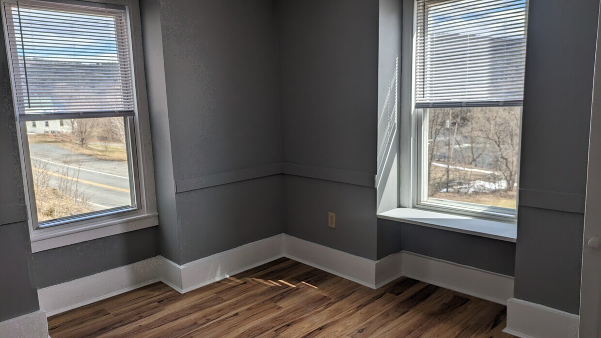 4401 Us 5 Unit Apartment 3, Saint Johnsbury, VT 05819 Apartments in Saint Johnsbury, VT