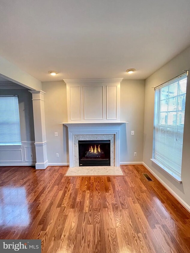 Primary Photo - 14878 Geranium Ct
