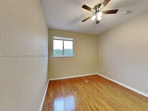 Building Photo - 4944 Cypress Ln