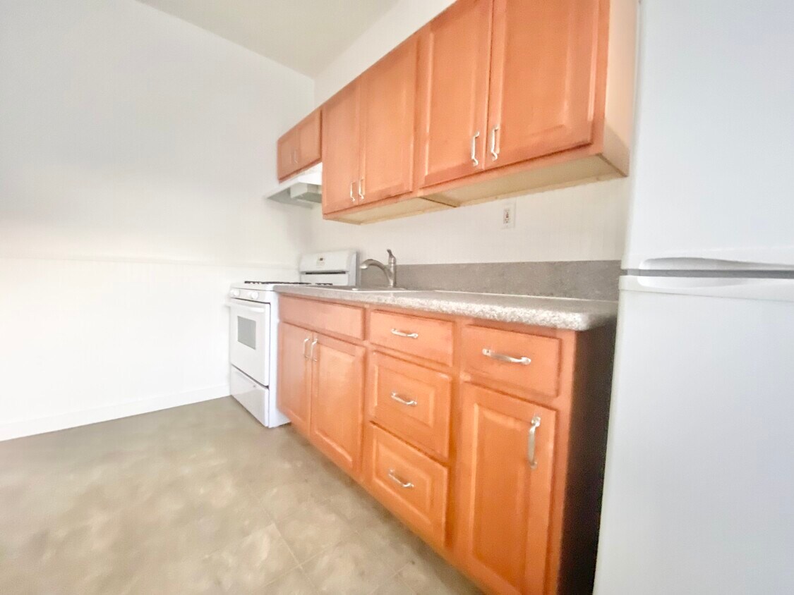 439 N Van Ness Ave Los Angeles, CA 90004 Apartment for Rent in Los