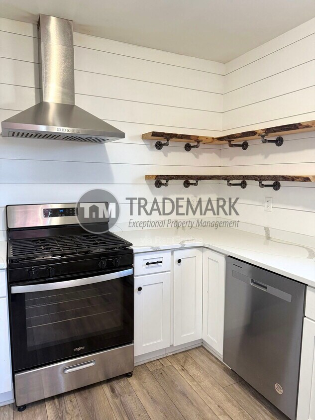 Foto principal - 42 N State St