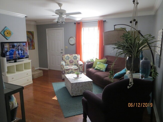 Foto del edificio - 2616 Kantz Dr