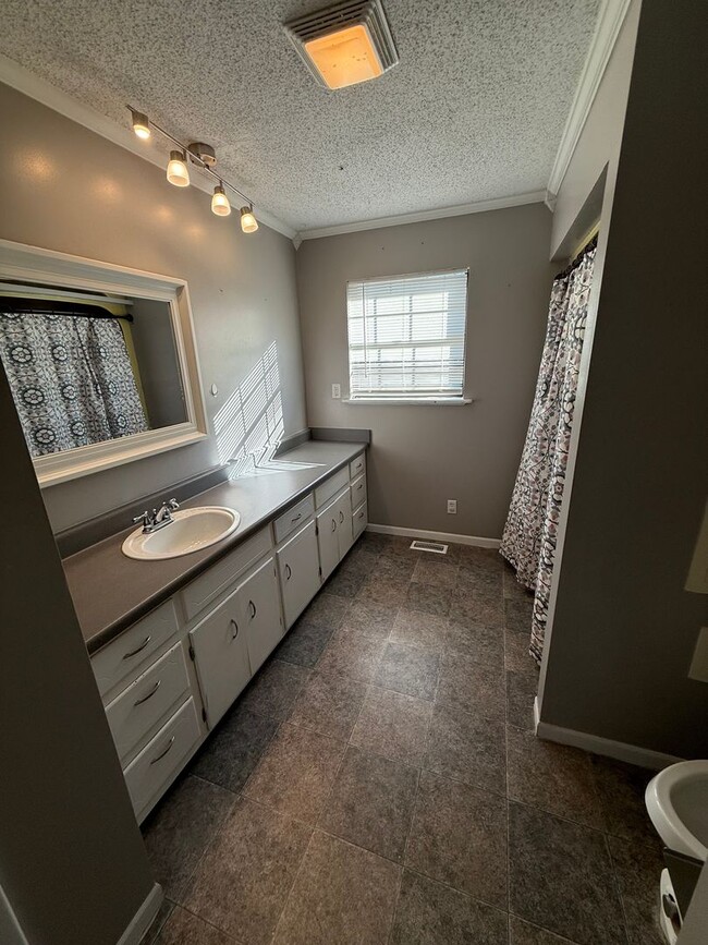 Building Photo - Home For Rent In Boaz