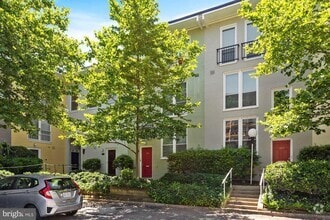 Building Photo - 158 G St SW