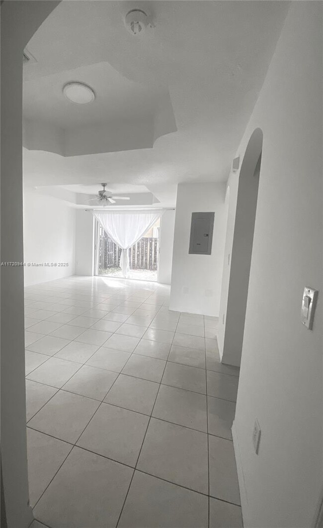 Foto del edificio - 8520 NW 139th Terrace