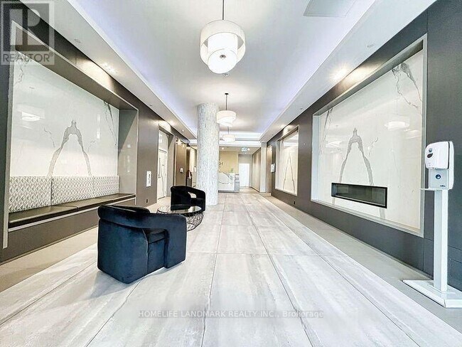 Photo du bâtiment - 3121 Sheppard Ave E