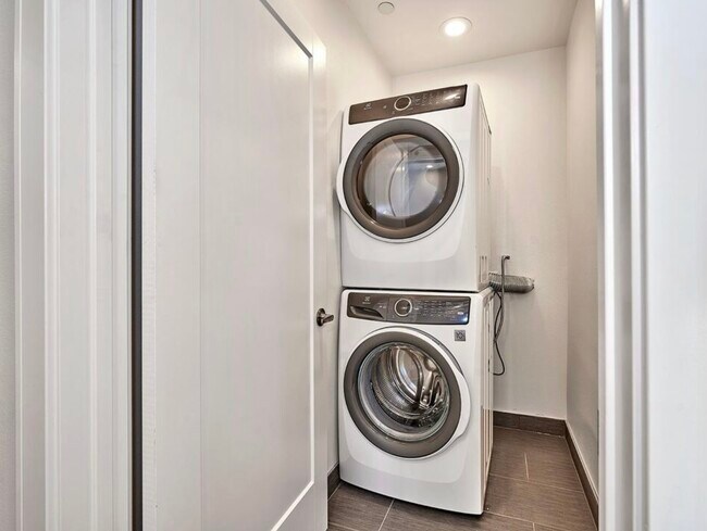 Foto del edificio - 4507 Lomita St