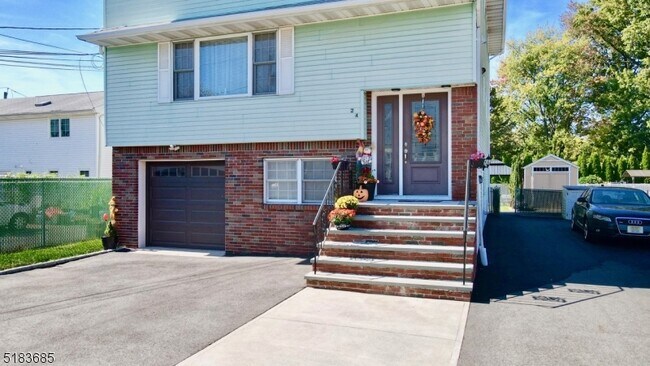 Foto del edificio - 24 Gall Ave