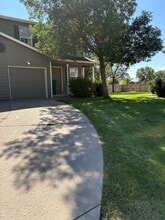 Building Photo - 1753 Rowan Ln