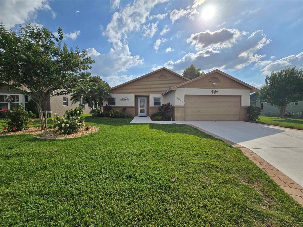 Foto principal - 6042 Seagull Ln