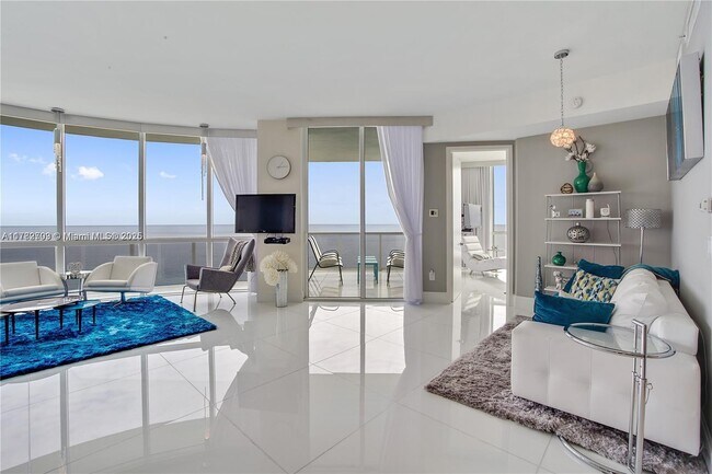 Building Photo - 18101 Collins Ave