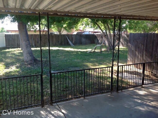 Foto del edificio - 4 br, 2 bath House - 11610 Dawn Ln.