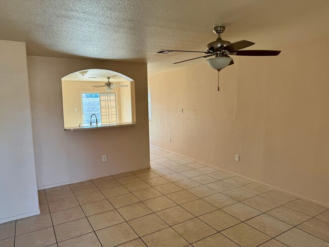 Building Photo - Three bedroom two bath San Luis home