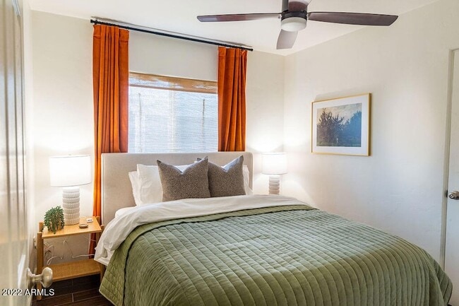 Building Photo - 1148 E Glenn Dr